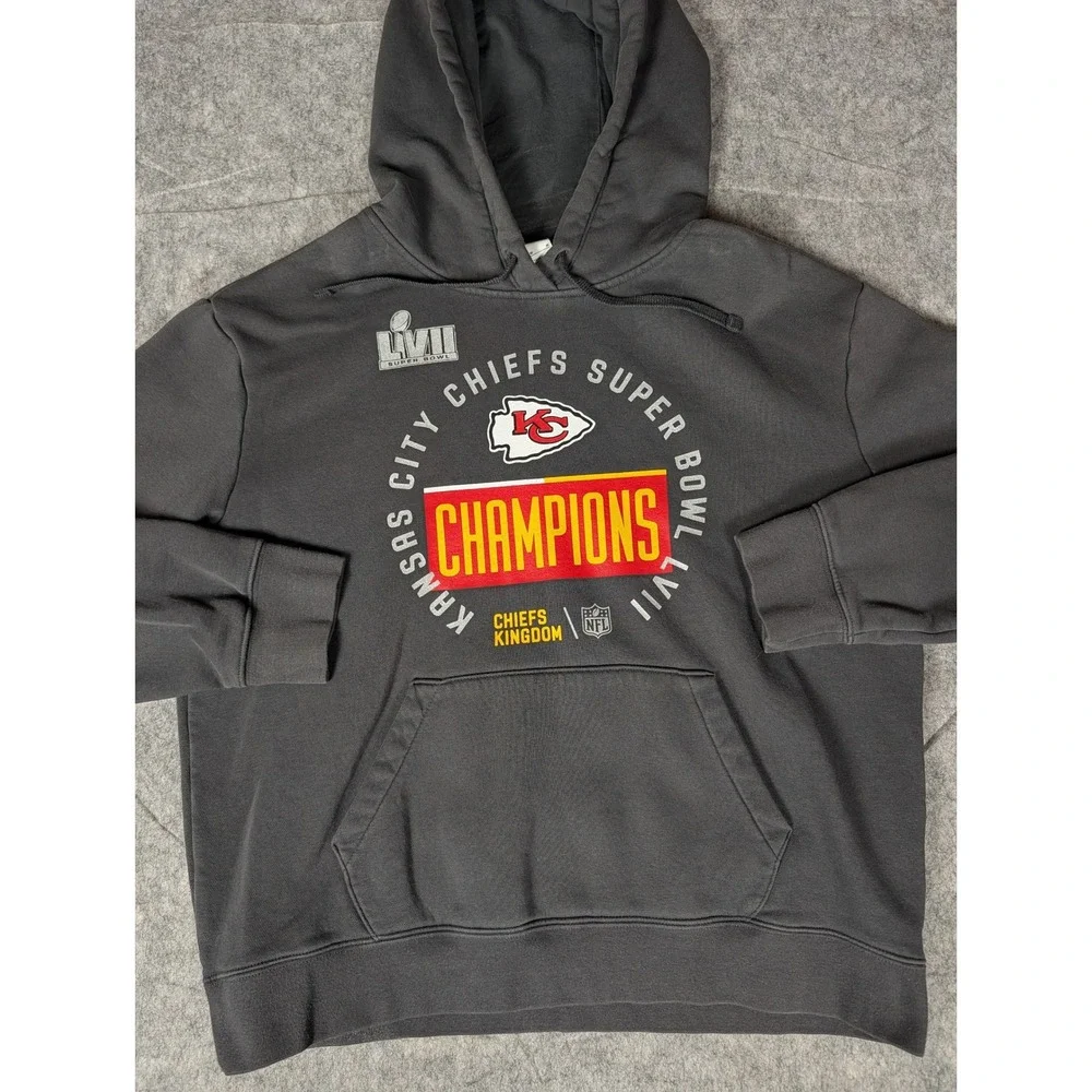 Nike Kansas City Chiefs Super Bowl LVII Champions Hoodie Charcoal Gray Mens M‎